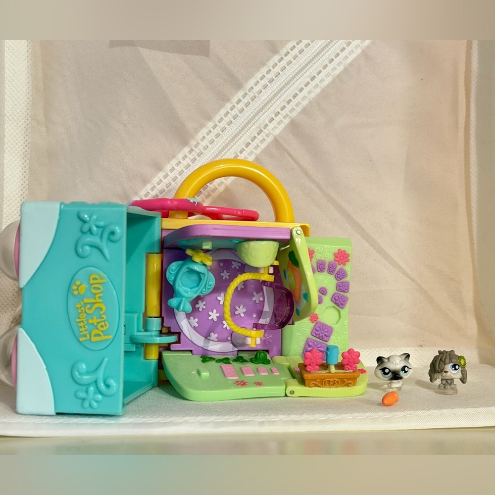 Littlest Pet Shop Teeniest Tiniest Mini Pop Up Playset